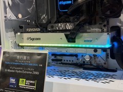 Sycom发布RTX 5090水冷显卡，32GB显存+模块化散热设计