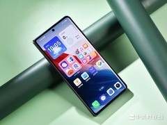 融合空间望远镜设计元素 荣耀Magic Vs3新机图赏