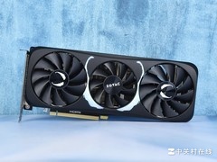 索泰RTX 4070 SUPER 12GB毒液版图赏