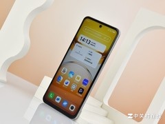 轻盈手感 旗舰设计，vivo Y300i新机图赏