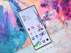 红魔 11 AIR美图欣赏：透明美学的轻薄电竞旗舰