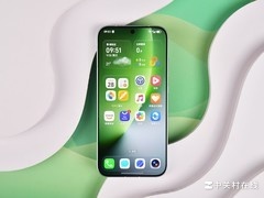 超美小直屏 荣耀Magic8新机外观图赏