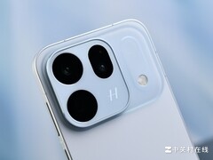 OPPO Find X10美图鉴赏 冰蓝通透一眼种草