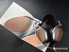 工艺美学与自然之声的典范：Meze POET平板耳机图赏