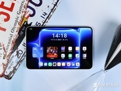 iQOO Pad Ultra 星铠银图赏：轻巧机身里的未来竞技装备