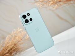 一加 Turbo 6旷野绿图赏：果味十足，Turbo中的一股清流