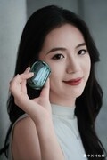 JBL CLIPS琉璃扣耳夹耳机祖母绿特别版图赏：把耳机做成时尚配饰