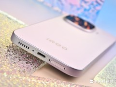 iQOO Z11 Turbo图赏：能量与自由的配色表达