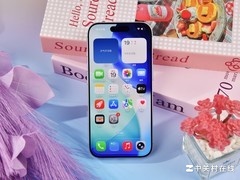 iPhone 17美图欣赏：依然“红绿灯”