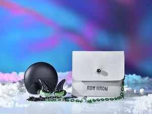 莫文蔚同款耳机：ROtt KRON乐旷陶瓷耳机-极地绿光图赏
