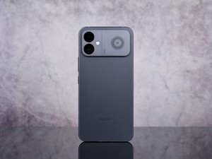 REDMI K90 �����ͼ�ͣ���Լ���£����ȵı�ʶ�ȸ�