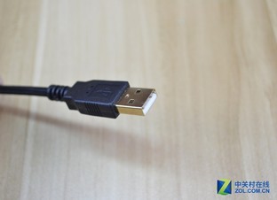 雷霆世纪莫石C104R樱桃红轴机械键盘评测 