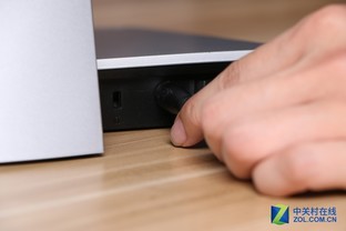 �Դ�Type-C��չ�� ����PD2710QC��ʾ������ 