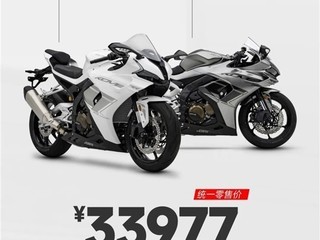 ��Խ650RR��׼�����У�645cc�ĸ׳��ܣ�260km/h���3.4��