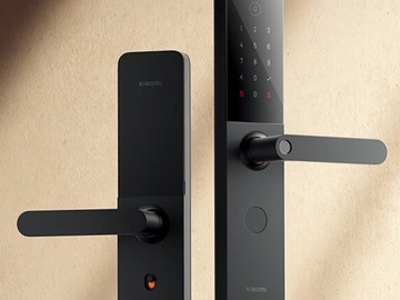  The first step of smart home is the whole smart door lock