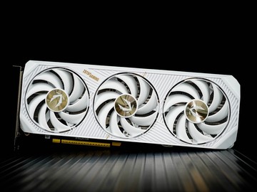 索泰RTX 5070Ti SOLID评测