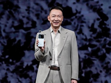 ��Ԫ�ֻ�������1������������ҫRobot PhoneӮ���û�����