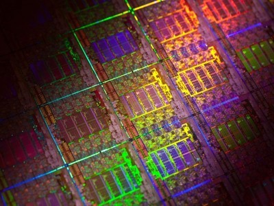 NAND Flash⼸