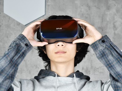 你的独享3D巨幕影厅 畅享千款无线VR游戏 ——大朋P1 Pro 4K游戏休闲VR套装限时直降