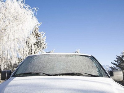 冬天里的汽车，外在乎除霜内在乎保养