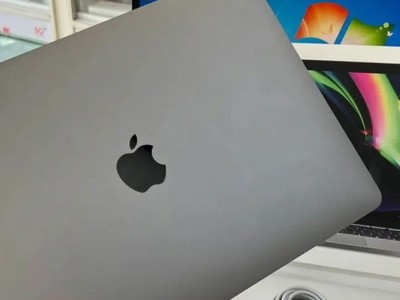 被Windows笔记本折腾N年 换到MacBook：香炸了！