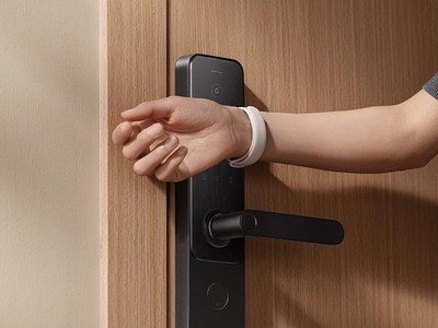  Xiaomi Releases 699 Yuan New Smart Door Lock