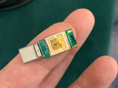 USB4 AOCȫ׷ רOIPƶƿ