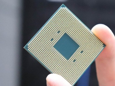 ܱǣAMD7 7700X 8Zen 4 CPU׼й¶