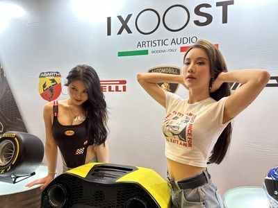 ڰ˽ݶչԸShowgirl˾