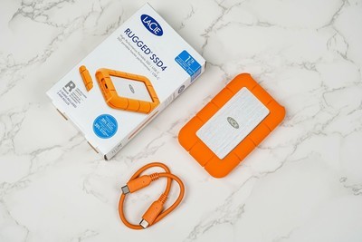 雷孜LaCie Rugged SSD4移动固态硬盘评测 USB4三防金刚钻Plus名副其实