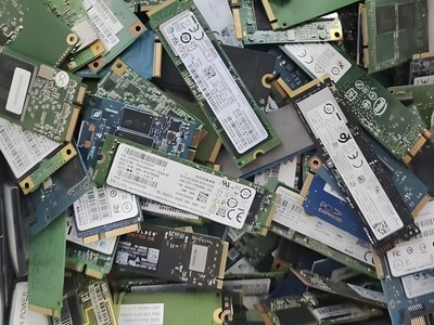 DIYŵֻ3000MB/s򵽵Ĺ̬еӲ