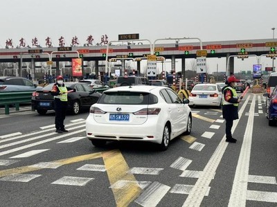 宁慢勿快 夜跑高速风险高 过年回家用车小窍门