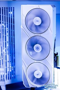 ChinaJoy 2026映众持续火热 雪域冰龙领衔RTX 50系列显卡打造AI游戏体验盛宴