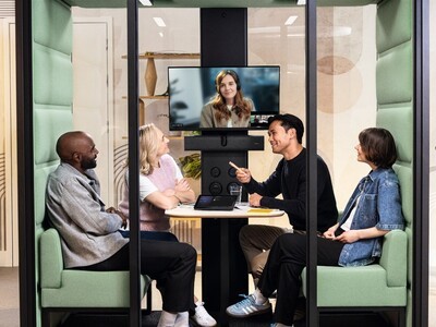 С Jabra Ƴ PanaCast 40 VBS