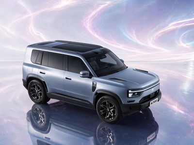 2026成都车展：猛士X700正式亮相 定位全新方盒子SUV