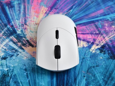 星闪进入8K电竞时代 同源5G抗干扰 雷柏VT7 Ultra双8K电竞鼠标星闪版体验