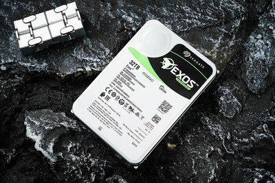 希捷银河Exos 32TB企业级硬盘评测 卓越高能的AI存储基石