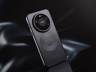 华为 Mate80 Pro Max风驰版上手 独立隐藏散热太巧妙