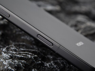 Get一点：聊聊手机边框上的“金属条”