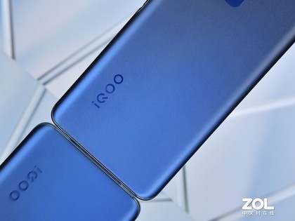 实际体验iQOO Z5，千元机也可有越级手感