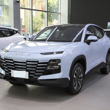 20万元内紧凑型SUV四强对决：插混、燃油、纯电与智能电驱的务实之选