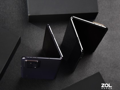 荣耀Magic V2评测：再度进化的折叠屏普及之作