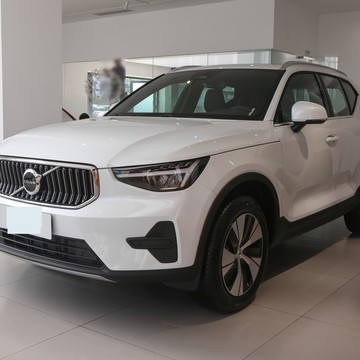 40万元内五款豪华品牌轻混SUV深度横评：奔驰GLC、GLB、XC40、Q5L、GLA实测对决