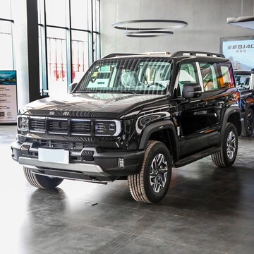 20万元内紧凑型SUV四强对决：大众、BJ40、风行雷霆、AX7实测横评