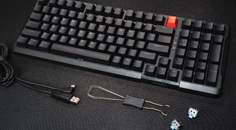 微星FORGE GK500 W 暗夜三模机械键盘全新上市!