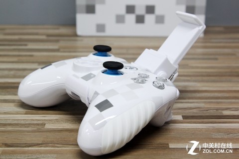 北通像素版阿修罗2手柄评测 不用再熬夜看球