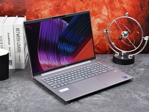 满足AI时代高效办公需求 惠普战99 AI商务超能本评测