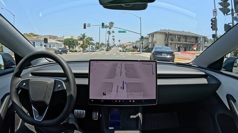 中国车企狂飙 特斯拉跟不上了  ？