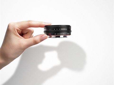 唯卓士发布26mm F2.8 EVO饼干镜头：超薄轻量、双卡口、高性价比街拍利器