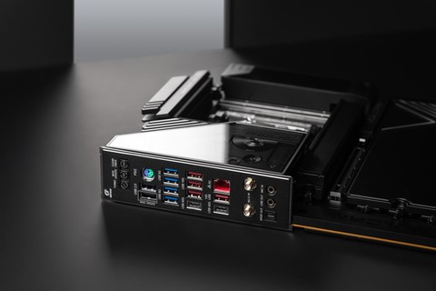 9850X3D传奇搭档！七彩虹X3D超频旗舰主板X870E火神已正式开启预售！